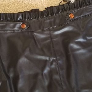 Faux leather pencil skirt